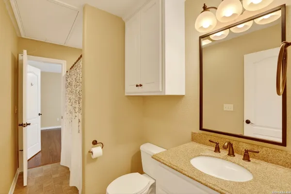 $995,000 | 154 Quarry Point, New Braunfels, TX 78132