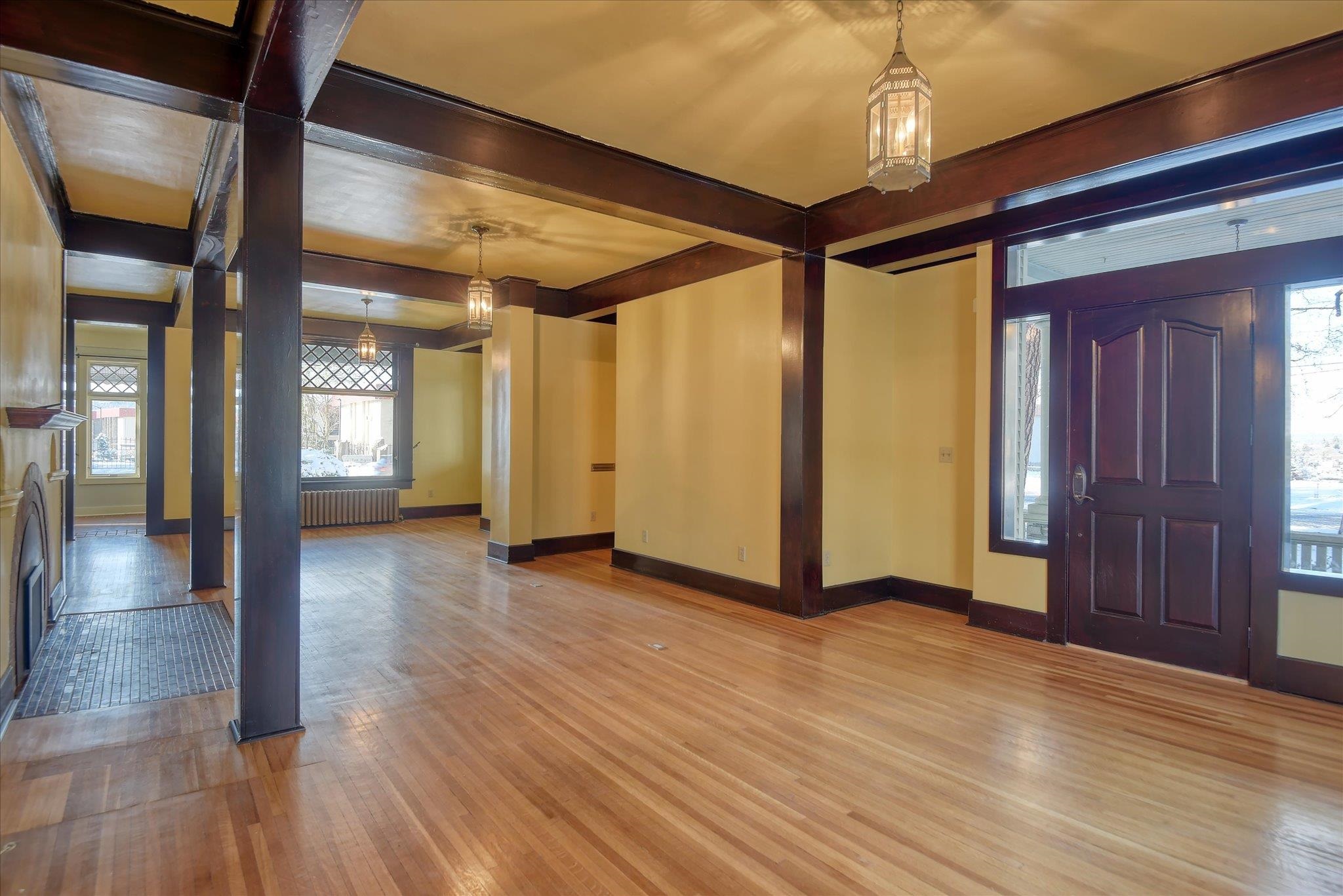 2425 West Pacific Avenue, Unit 1 Spokane, WA 99201 - Photo 5 of 42