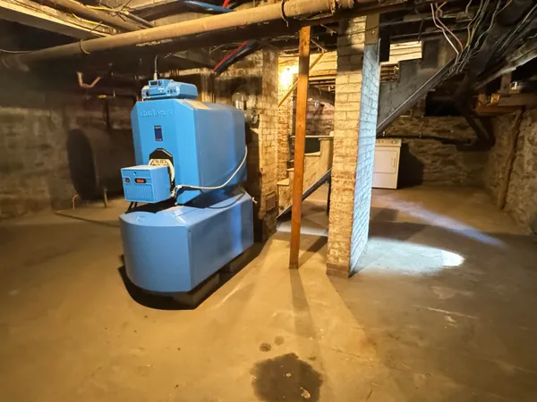 $2,750 | 51 Cabot Lane, Walpole, NH 03608