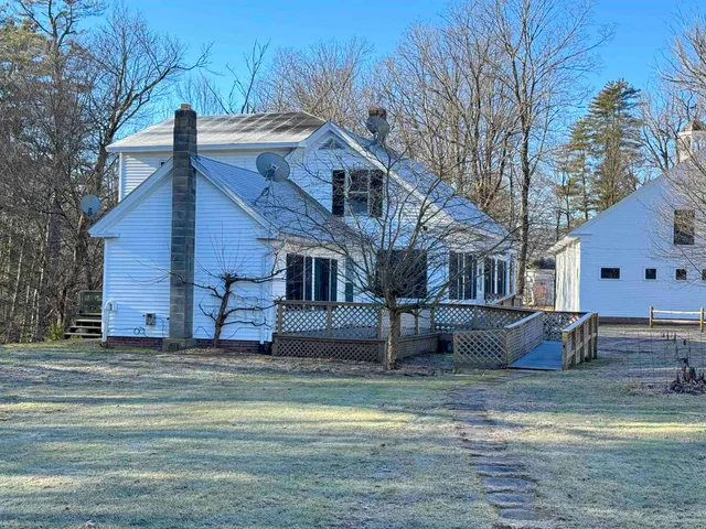$2,750 | 51 Cabot Lane, Walpole, NH 03608