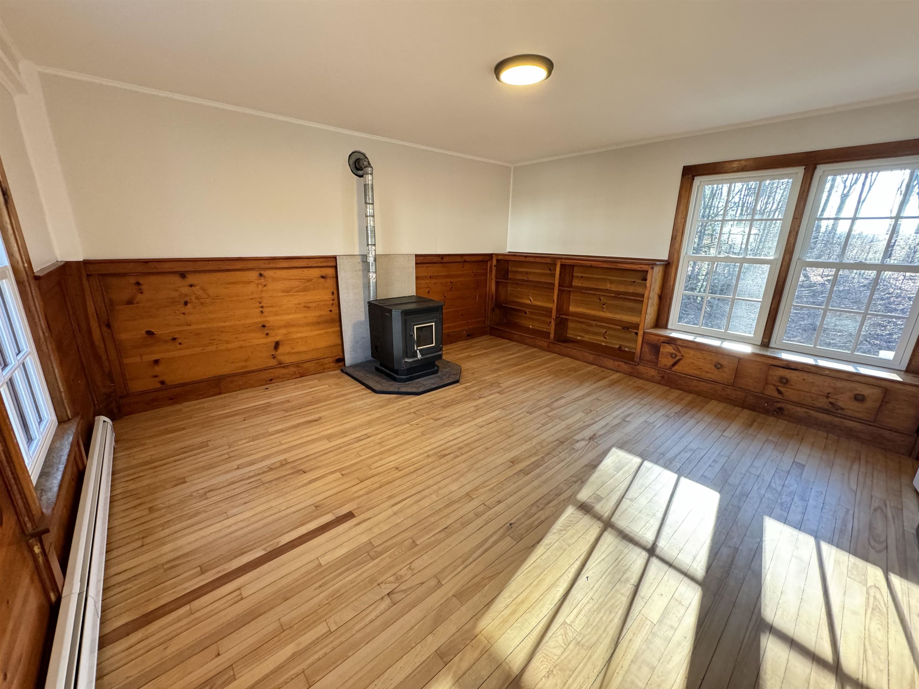 51 Cabot Lane Walpole, NH 03608 - Photo 3 of 29