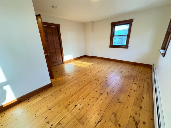 $2,750 | 51 Cabot Lane, Walpole, NH 03608