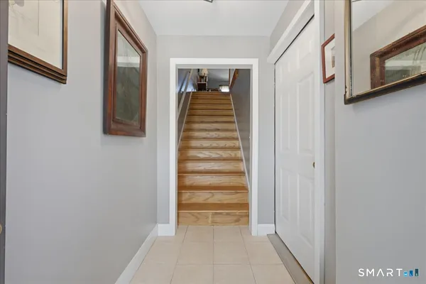 $339,000 | 156 Briar Lane, Unit 156, Norwich, CT 06360