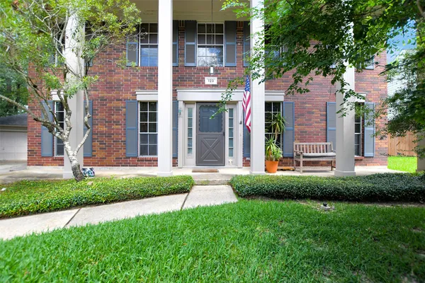 $499,900 | 123 West Trillium Circle, The Woodlands, TX 77381