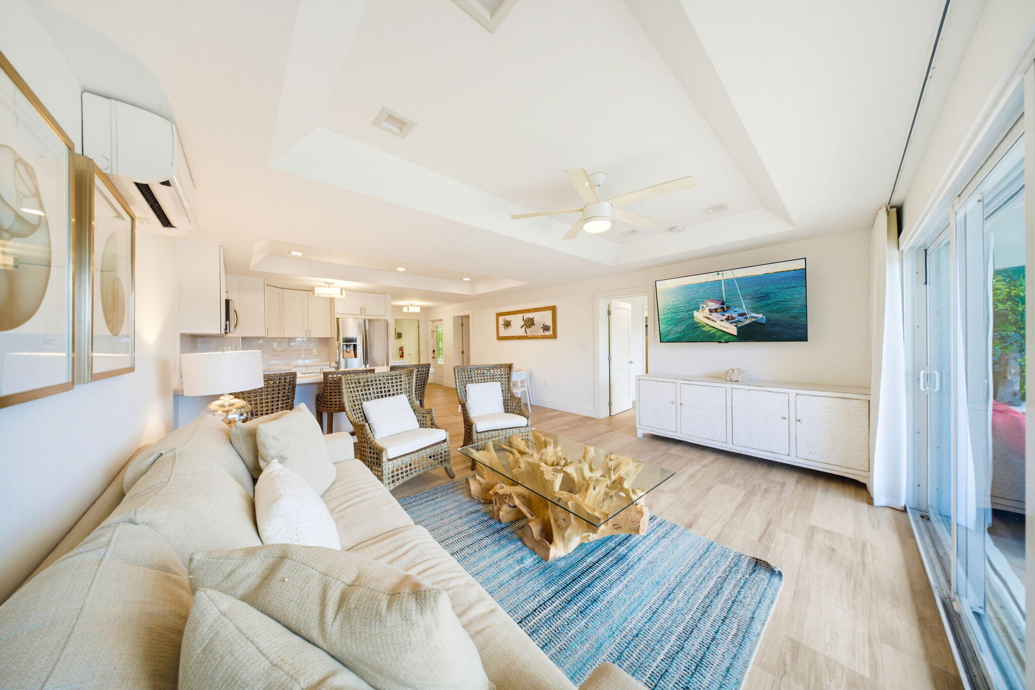 420 11th Street Key Colony Beach, FL 33051 - Photo 63 of 104 Living Room