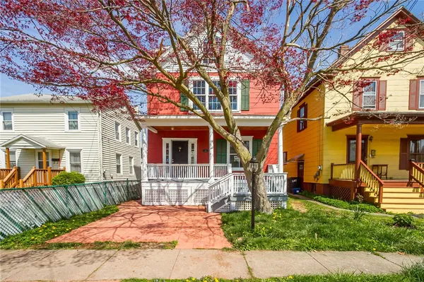 $189,900 | 35 Madison Street, Geneva City, NY 14456