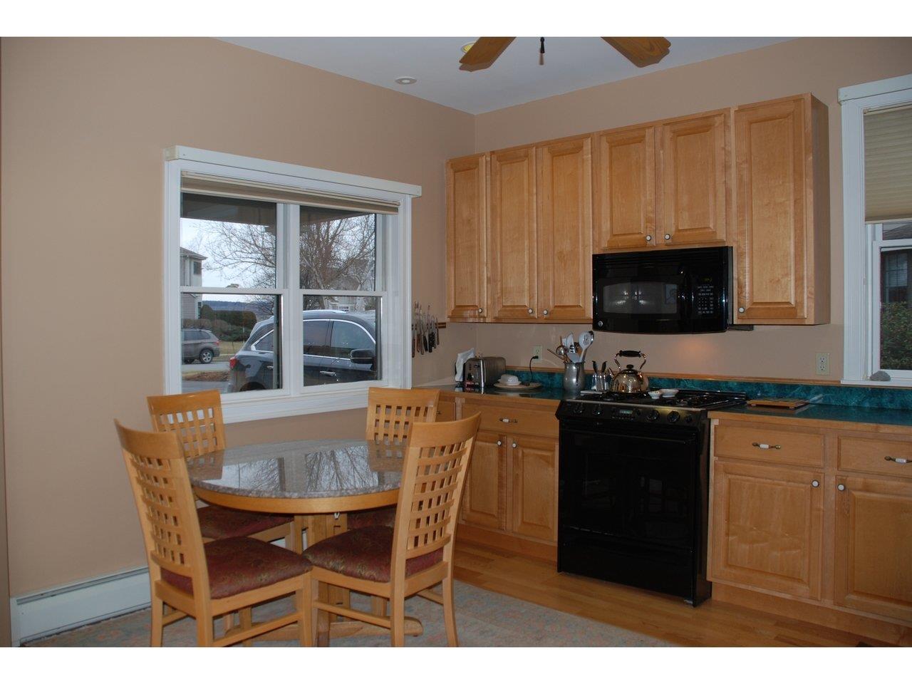 517 Golf Course Road South Burlington, VT 05403 - Photo 12 of 40