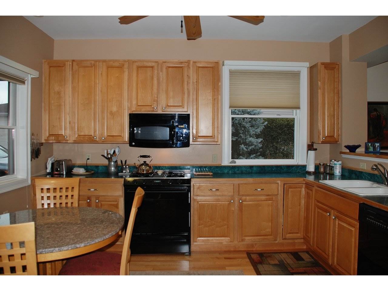 517 Golf Course Road South Burlington, VT 05403 - Photo 13 of 40