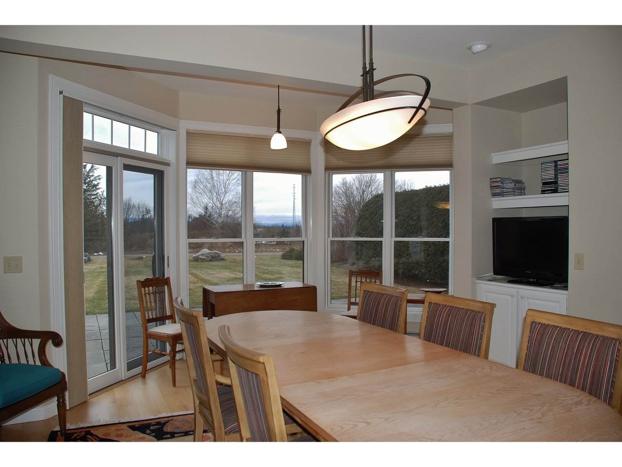 517 Golf Course Road South Burlington, VT 05403 - Photo 16 of 40
