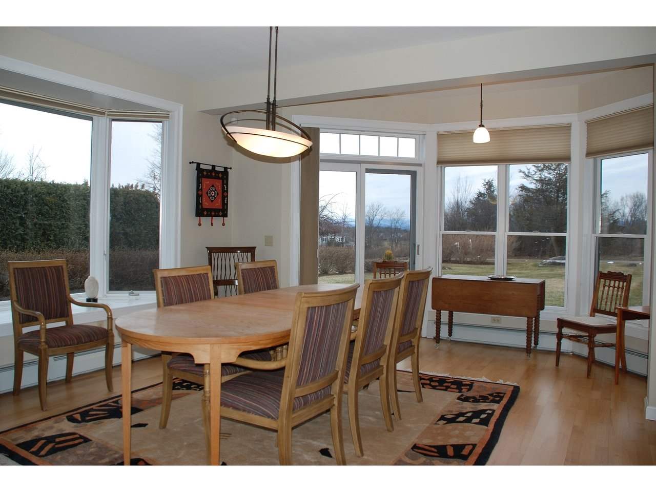 517 Golf Course Road South Burlington, VT 05403 - Photo 5 of 40