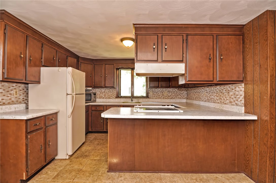 78 Killingly Street Providence, RI 02909 - Photo 8 of 22 Gallery Image 8