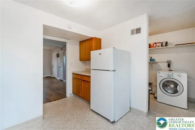 $2,000 | 240 Palmer Street, Easton, PA 18042