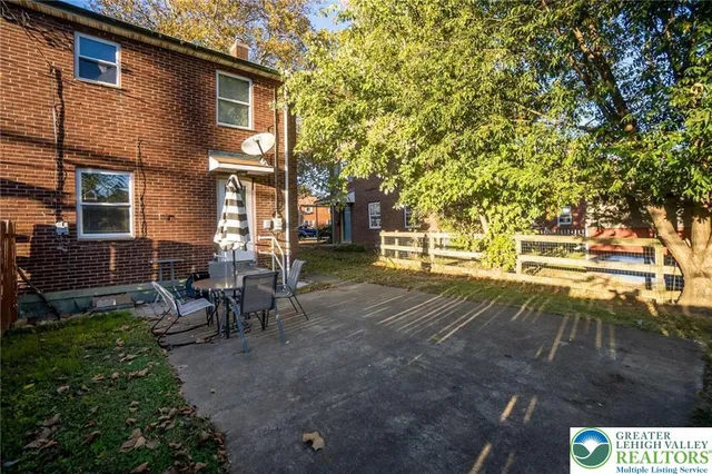 $2,000 | 240 Palmer Street, Easton, PA 18042