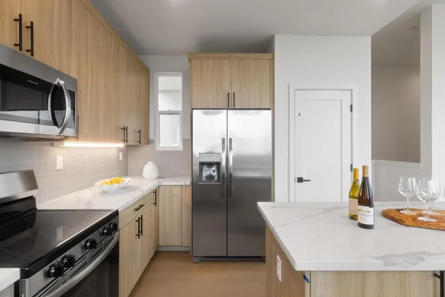 $1,300,000 | 803 Fassler Avenue, Unit 2, Pacifica, CA 94044