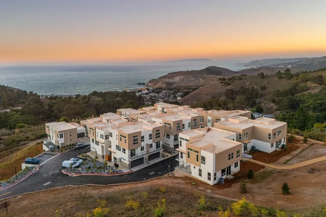 $1,300,000 | 803 Fassler Avenue, Unit 2, Pacifica, CA 94044