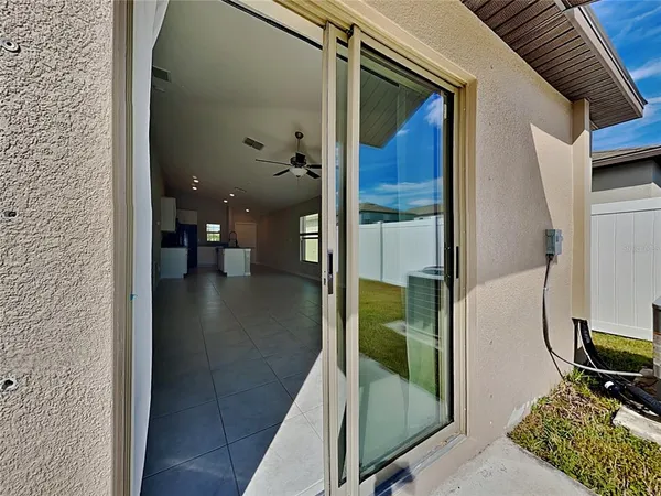 $1,950 | 14620 Dunrobin Drive, Wimauma, FL 33598