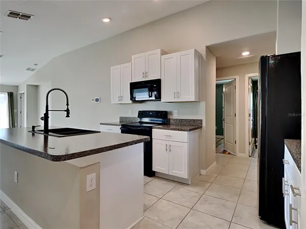 $1,950 | 14620 Dunrobin Drive, Wimauma, FL 33598