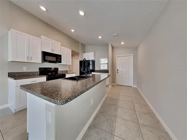 $1,950 | 14620 Dunrobin Drive, Wimauma, FL 33598