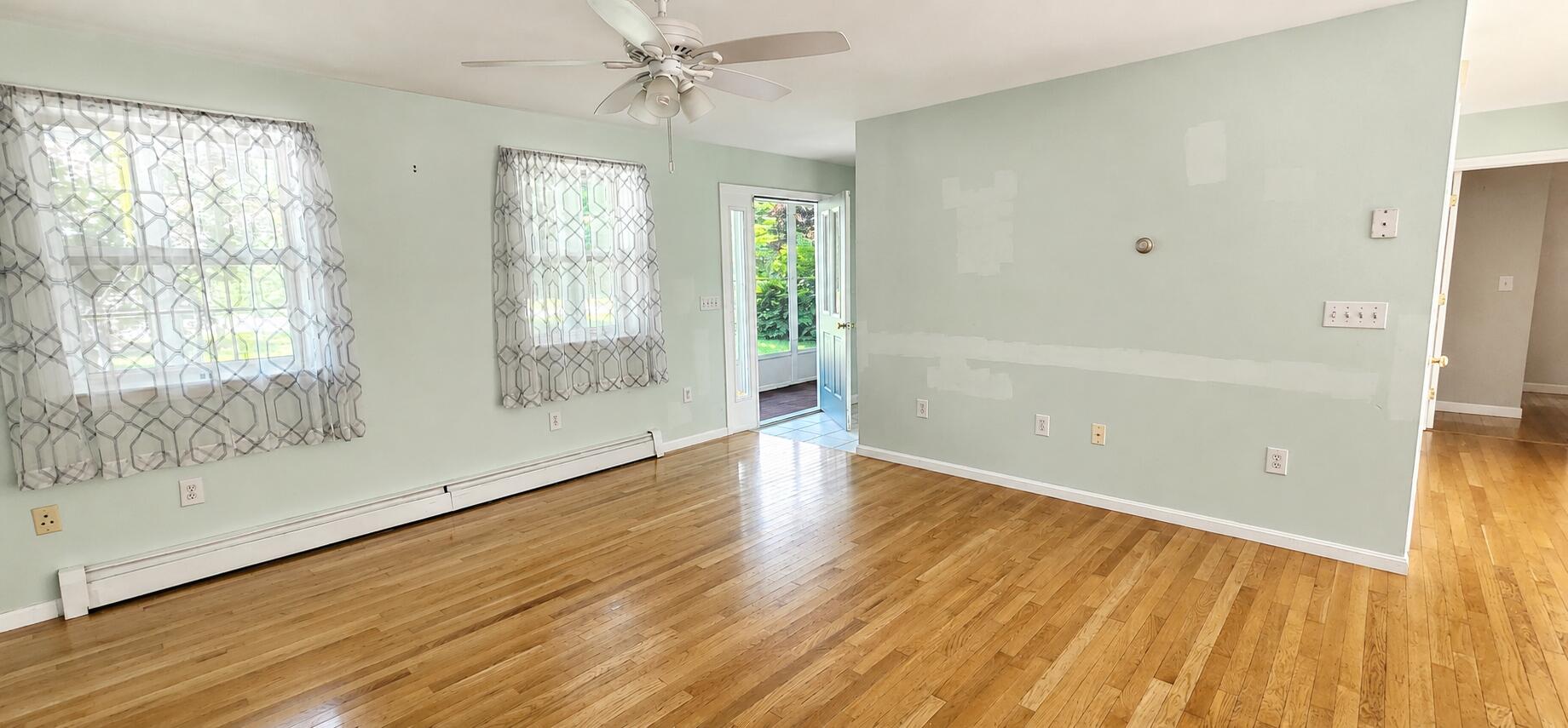 81 10 Road Bradley, ME 04411 - Photo 7 of 32 Livingroom