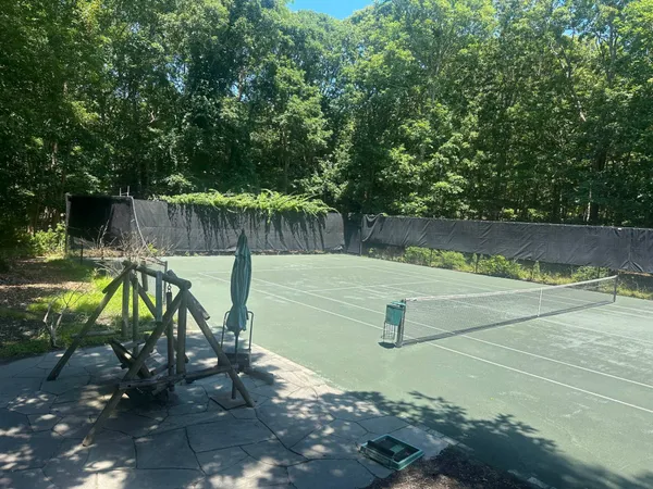 $120,000 | Undisclosed Address, Southampton, NY 11968