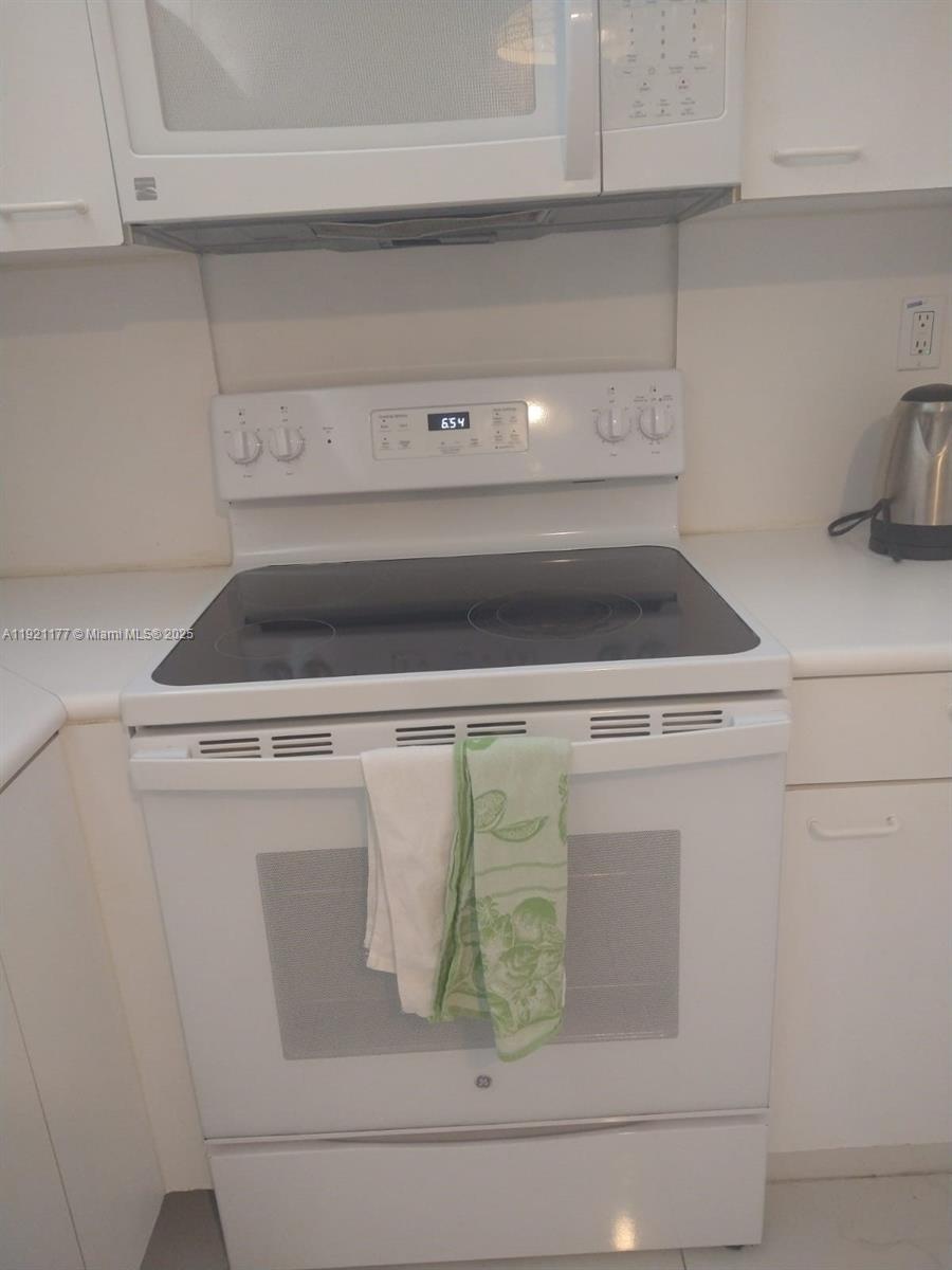 9341 Collins Avenue, Unit 303 Surfside, FL 33154 - Photo 5 of 29