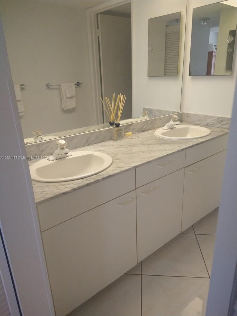 9341 Collins Avenue, Unit 303 Surfside, FL 33154 - Photo 8 of 29