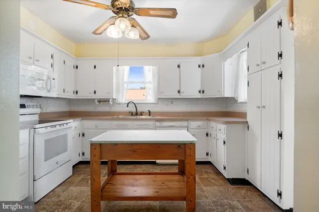 $424,900 | 2856 Lawndale Road, Finksburg, MD 21048