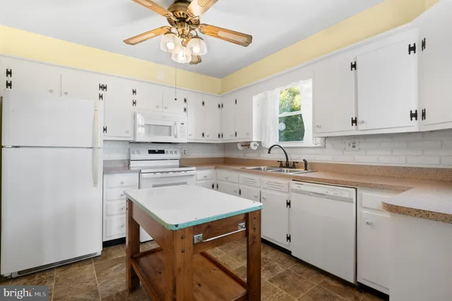 $424,900 | 2856 Lawndale Road, Finksburg, MD 21048