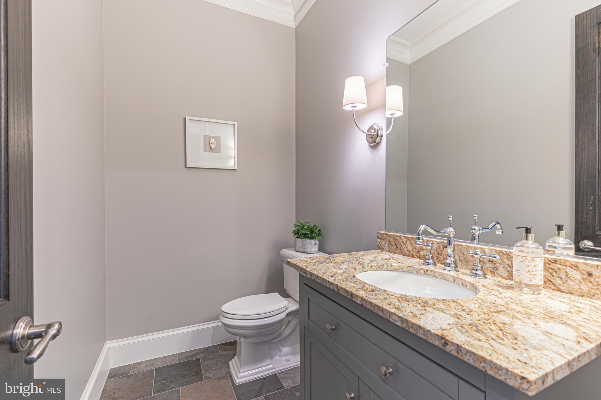 5906 Calla Drive McLean, VA 22101 - Photo 25 of 44 Powder Room