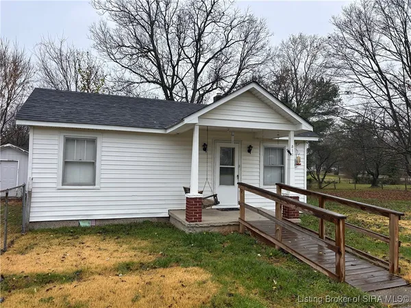 $129,999 | 311 South 4th Street, Jeffersonville, IN 47130
