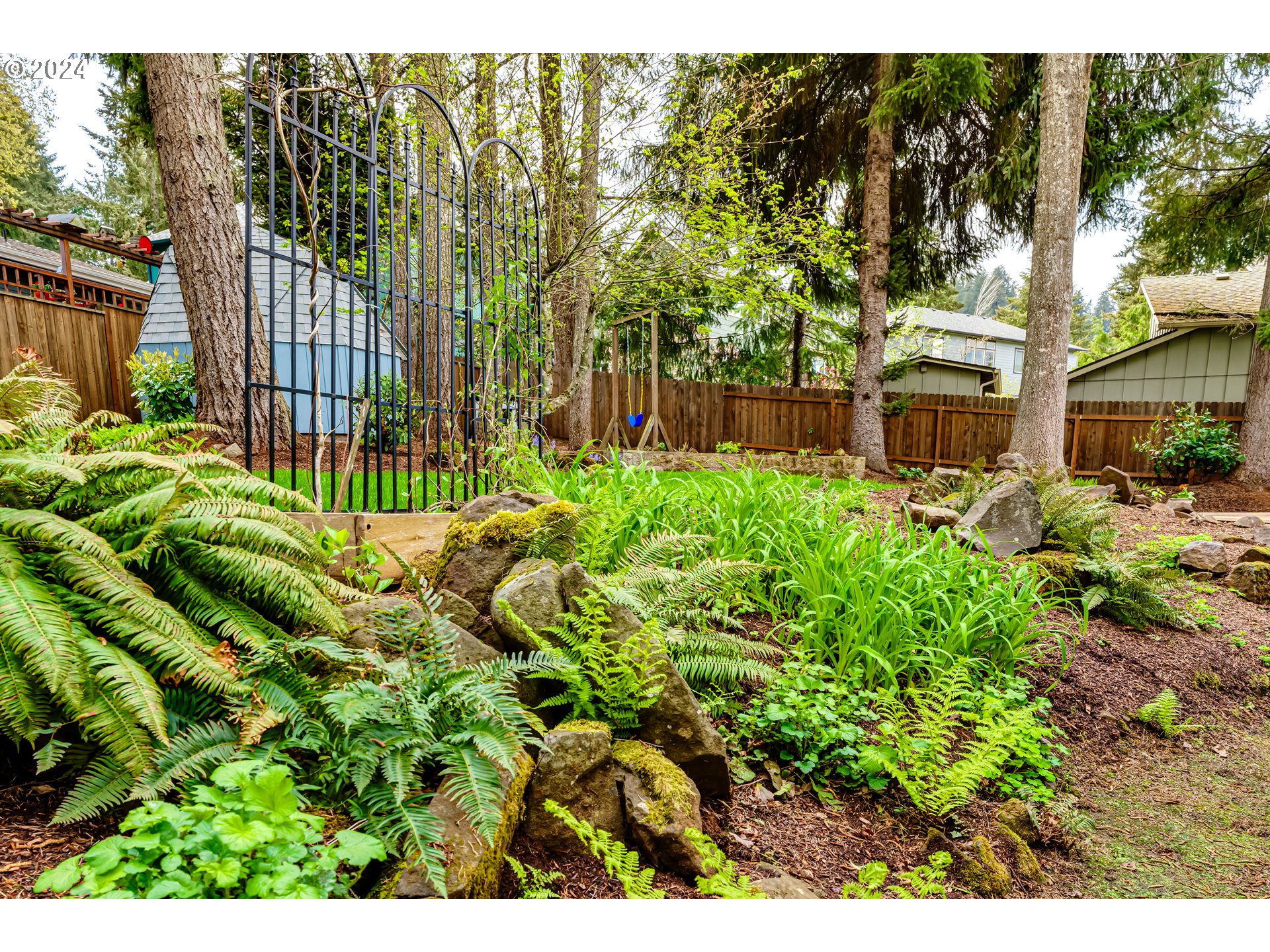 796 South 70th Street Springfield, OR 97478 - Photo 21 of 22 Backyard