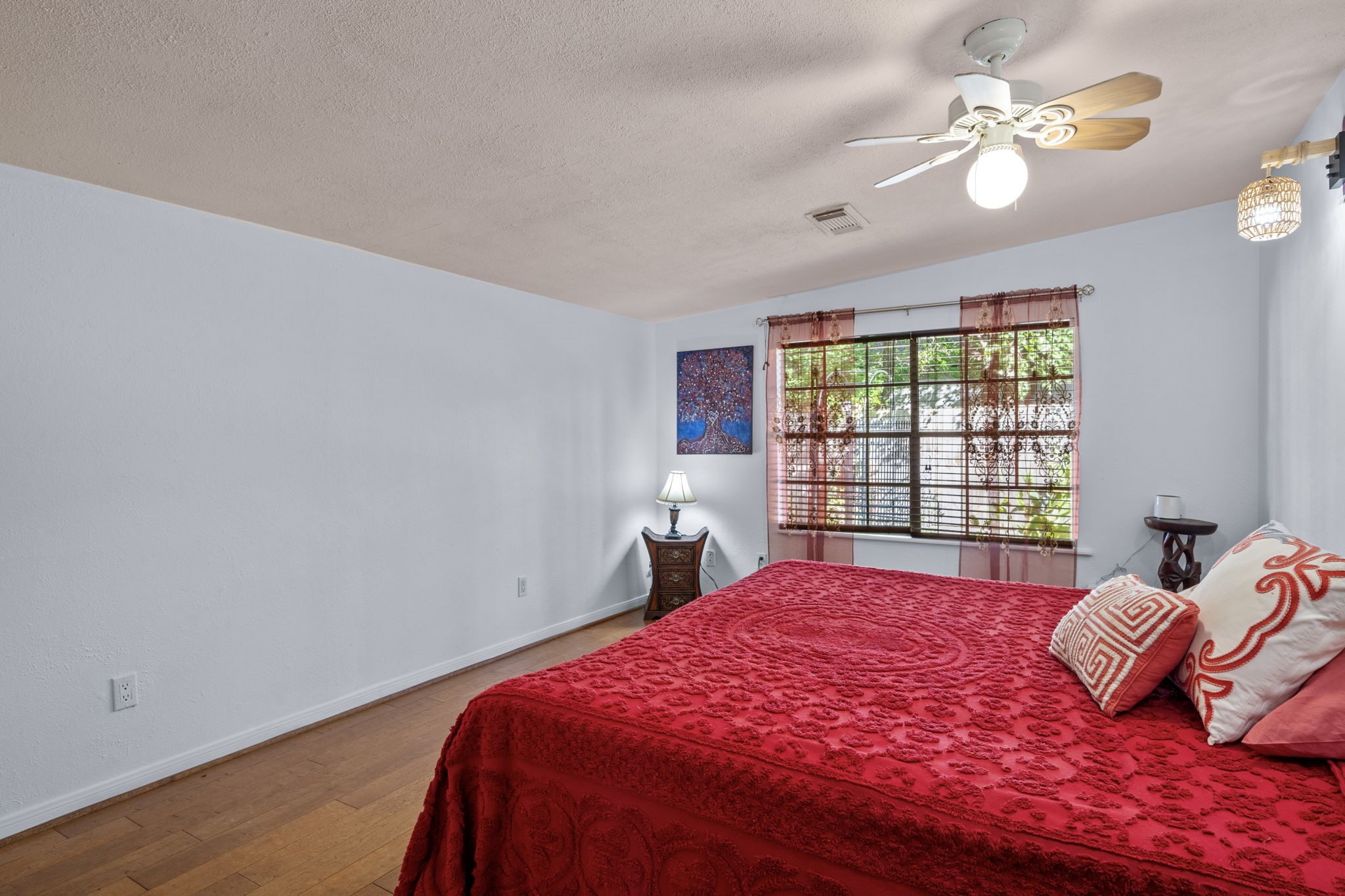 18162 Atkinson Lane Conroe, TX 77384 - Photo 33 of 50 a bedroom with a large bed and a window