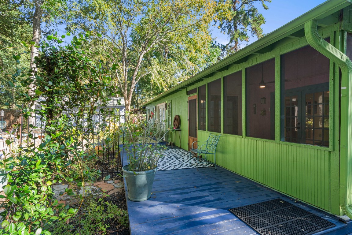 18162 Atkinson Lane Conroe, TX 77384 - Photo 6 of 50