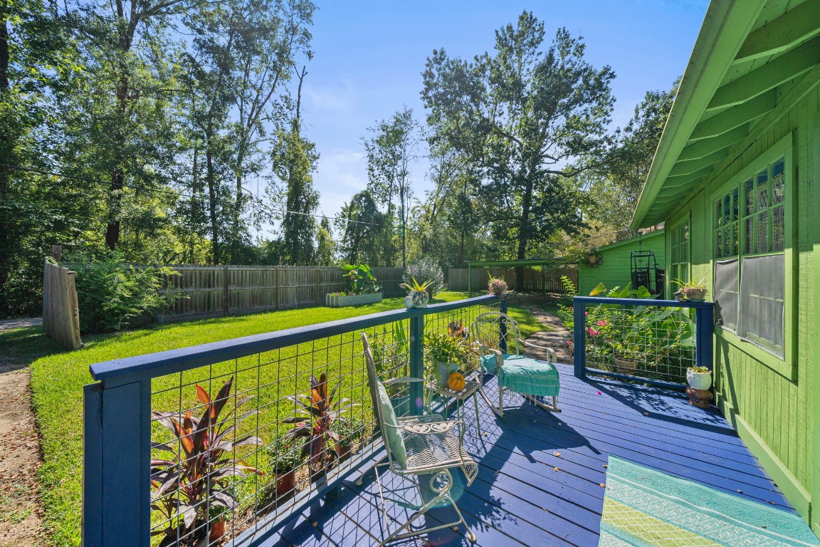 18162 Atkinson Lane Conroe, TX 77384 - Photo 8 of 50 Spacious front porch