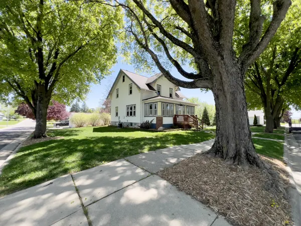 $339,000 | 803 South Pine Street, Caledonia, MN 55921