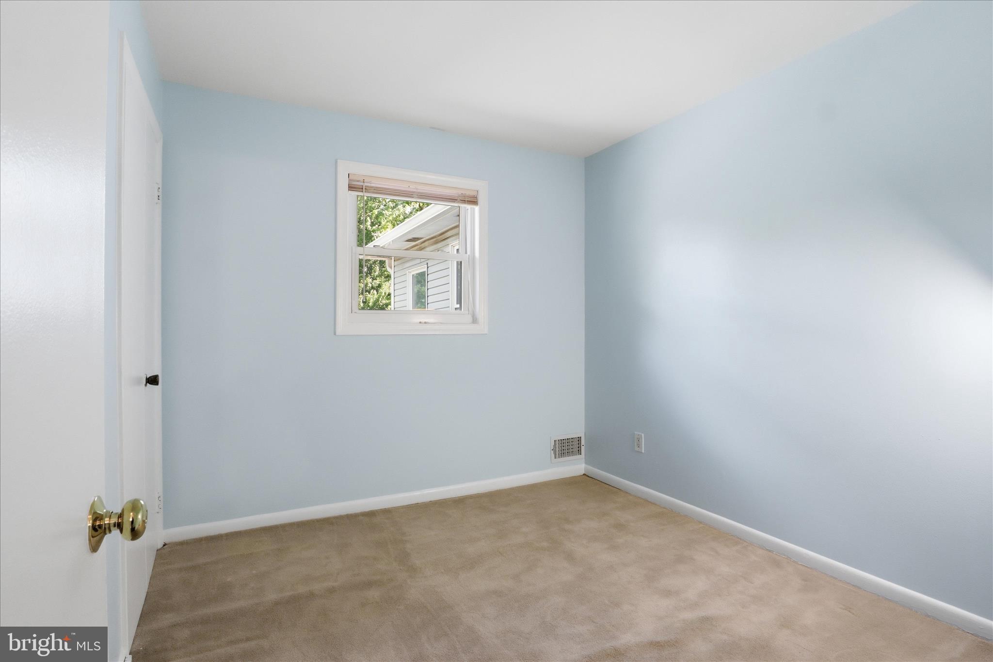 6718 Ruskin Street Springfield, VA 22150 - Photo 26 of 71 Main Level- Third Bedroom