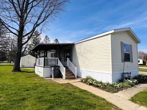 $68,000 | 69205 Garver Road, Unit 2, Edwardsburg, MI 49112