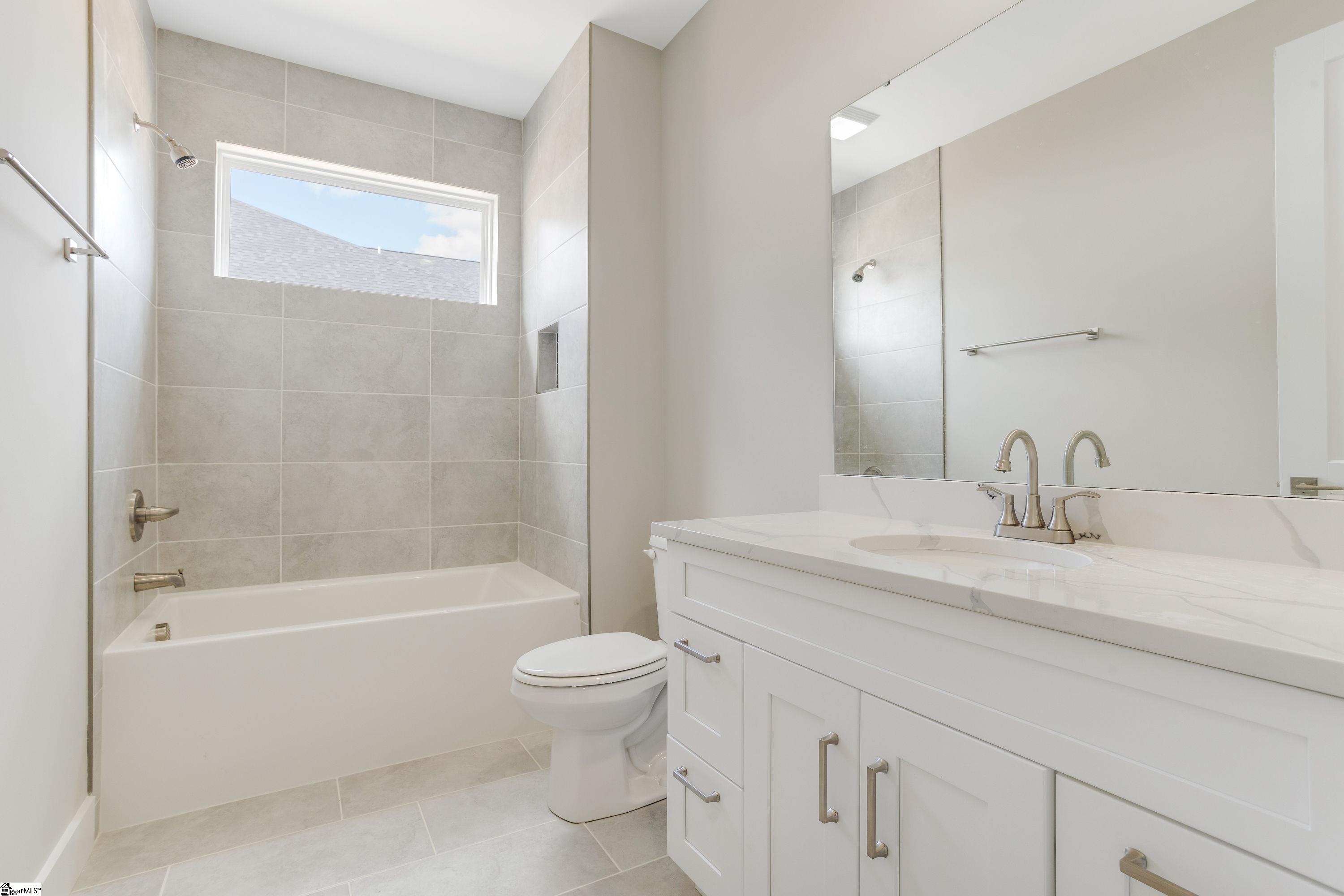 1044 Miller Road Greenville, SC 29607 - Photo 8 of 34 Gallery Image 8