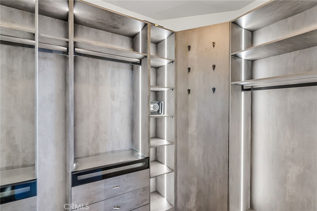 7535 Misty View Place Riverside, CA 92506 - Photo 24 of 75 a bathroom with a shower and a toilet