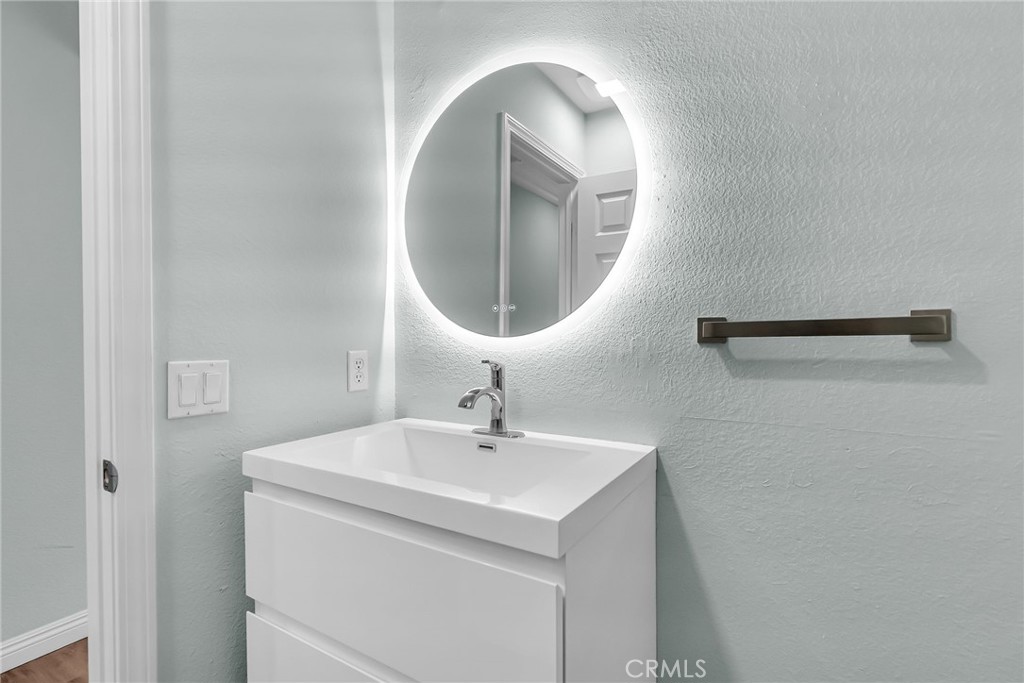 7535 Misty View Place Riverside, CA 92506 - Photo 46 of 75 downstairs powder bath