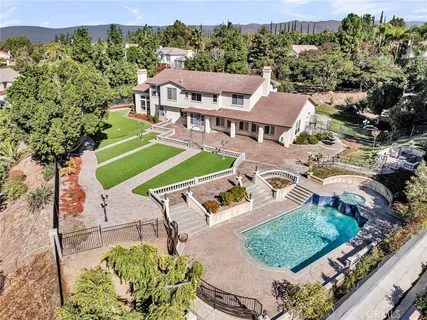 $1,875,900 | 7535 Misty View Place, Riverside, CA 92506