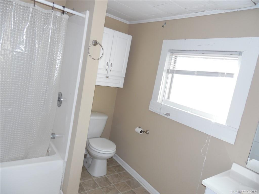 808 Emmanuel Church Road Conover, NC 28613 - Photo 14 of 26 Gallery Image 14