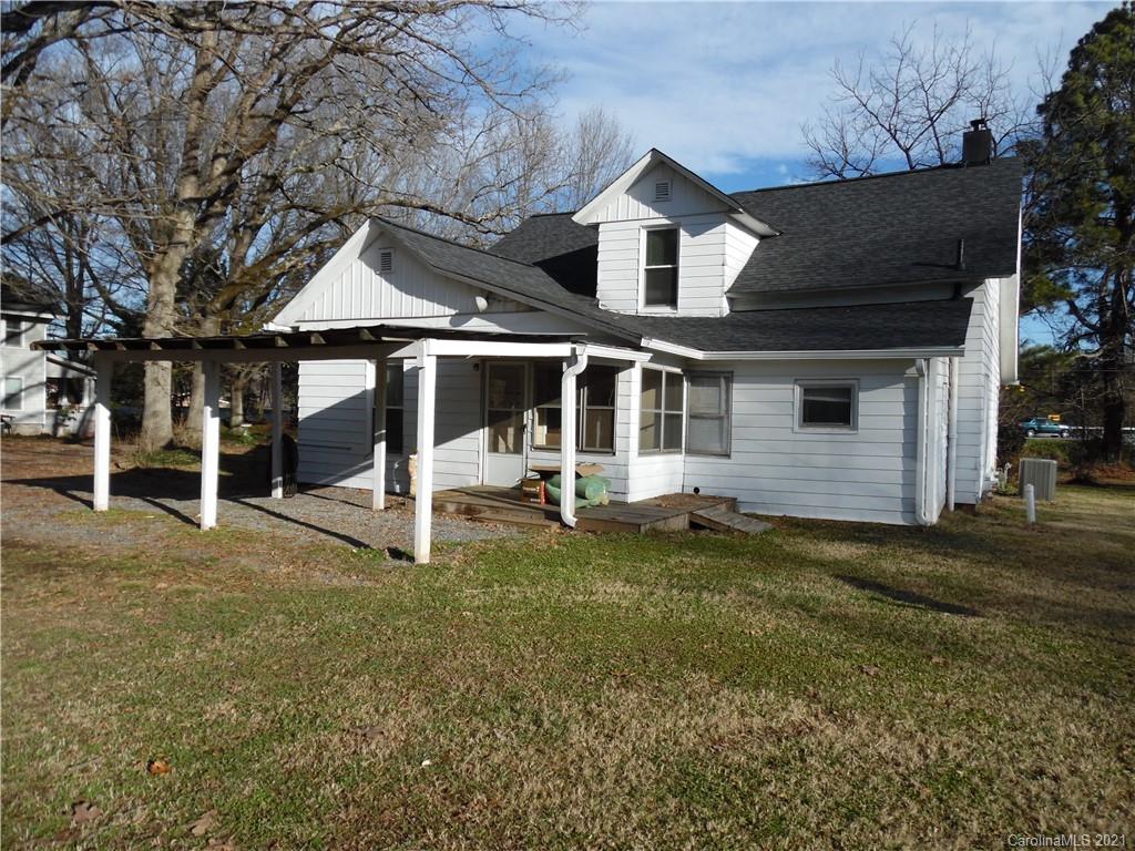 808 Emmanuel Church Road Conover, NC 28613 - Photo 3 of 26 Gallery Image 3