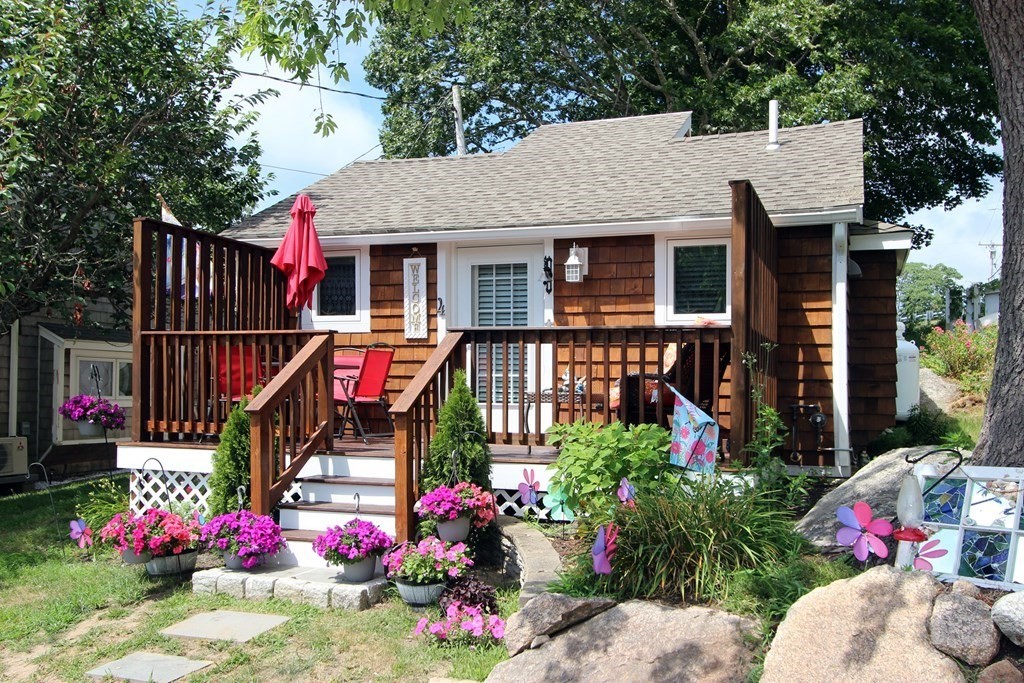 3 Maple Street, Unit 4 Wareham, MA 02532 - Photo 1 of 39 Gallery Image 1
