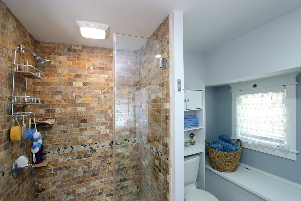 3 Maple Street, Unit 4 Wareham, MA 02532 - Photo 19 of 39 Gallery Image 19