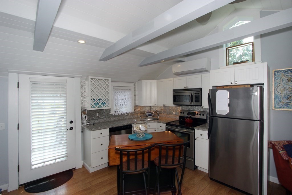 3 Maple Street, Unit 4 Wareham, MA 02532 - Photo 5 of 39 Gallery Image 5