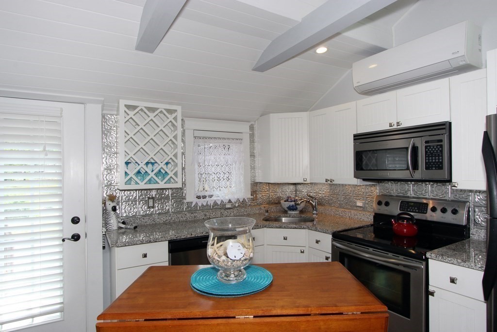 3 Maple Street, Unit 4 Wareham, MA 02532 - Photo 6 of 39 Gallery Image 6