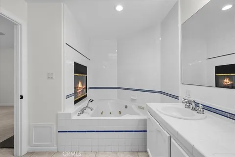 $2,995,000 | 2328 Margaret Drive, Newport Beach, CA 92663