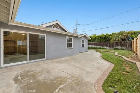 $2,995,000 | 2328 Margaret Drive, Newport Beach, CA 92663