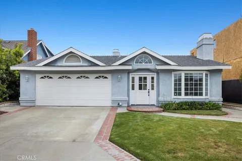 $2,995,000 | 2328 Margaret Drive, Newport Beach, CA 92663